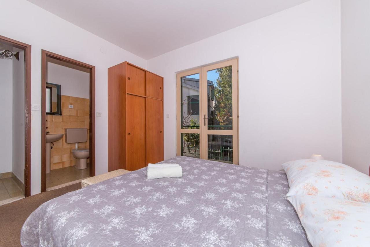 Apartment Villa Bešker Makarska Buitenkant foto