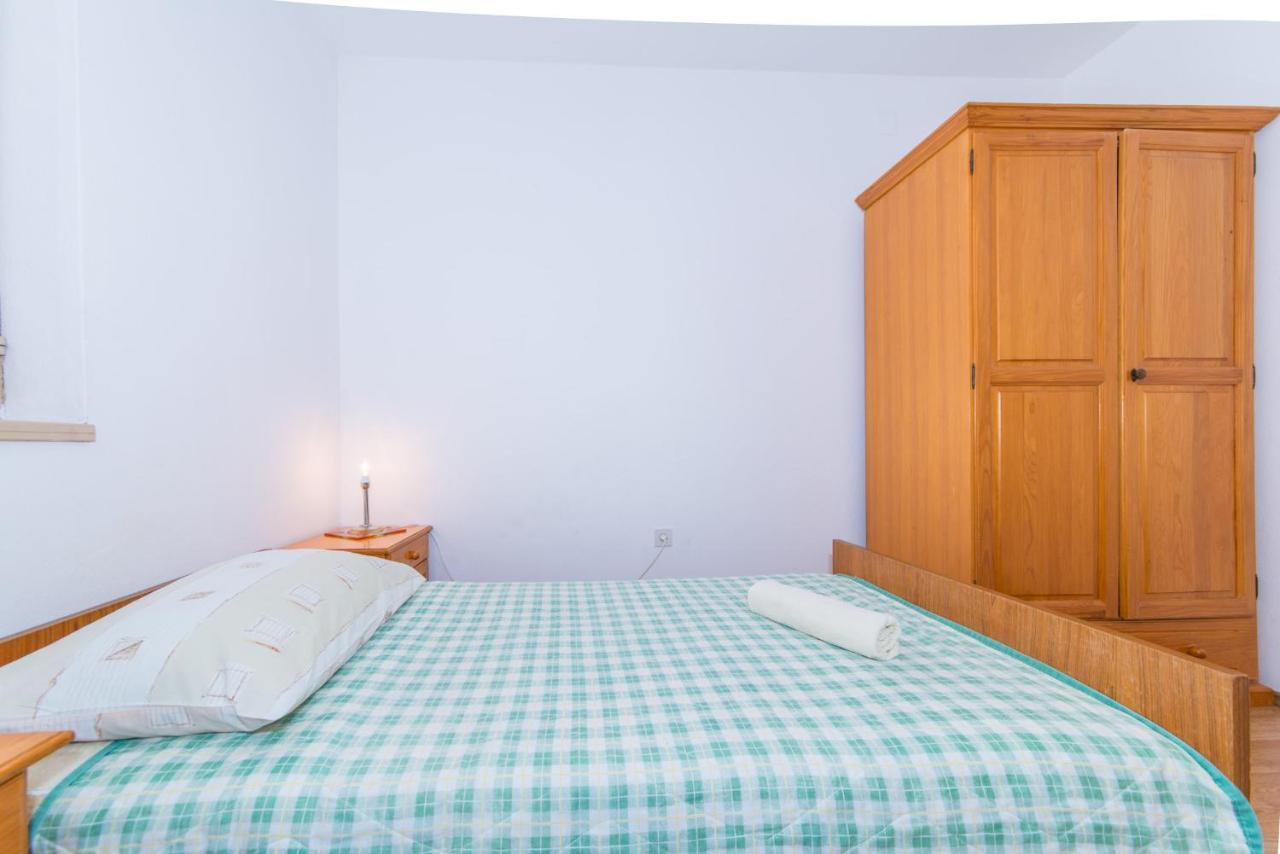 Apartment Villa Bešker Makarska Buitenkant foto