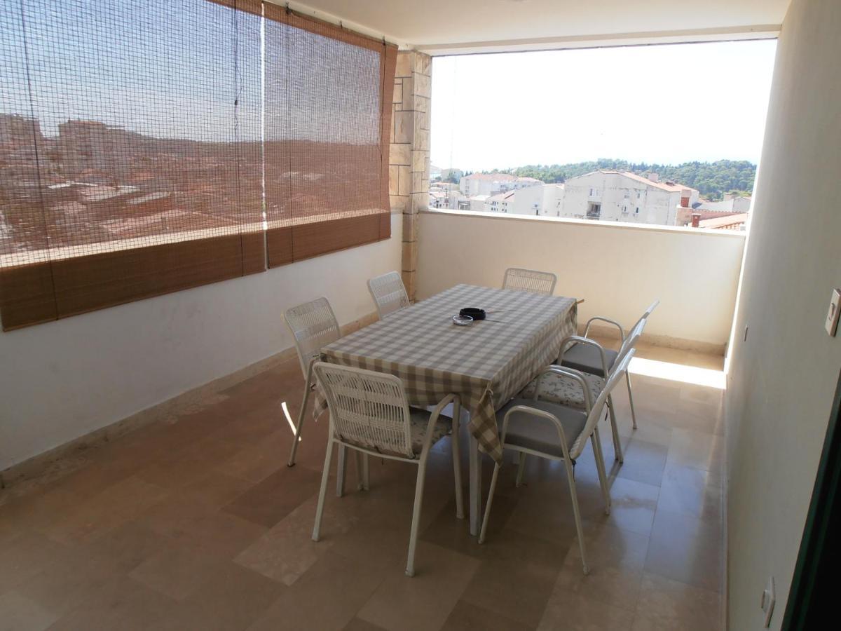 Apartment Villa Bešker Makarska Buitenkant foto