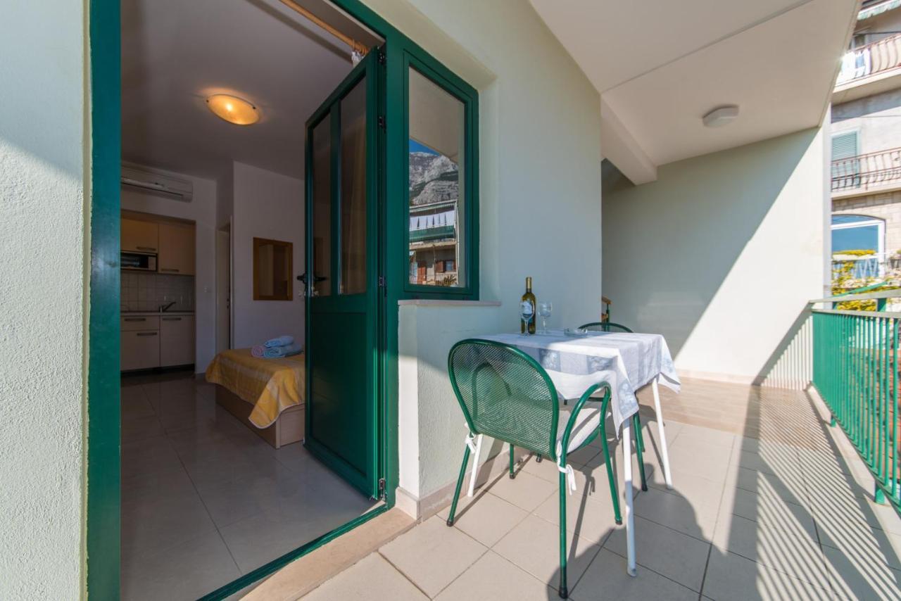 Apartment Villa Bešker Makarska Buitenkant foto