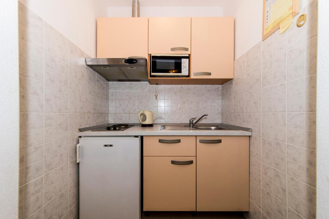 Apartment Villa Bešker Makarska Kamer foto