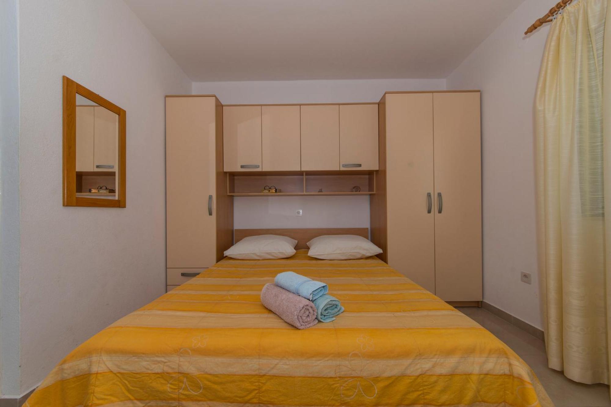 Apartment Villa Bešker Makarska Buitenkant foto